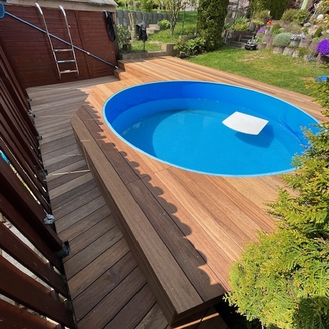 Pooldeck