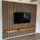Fernsehwand