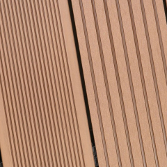 Terrasse aus WPC